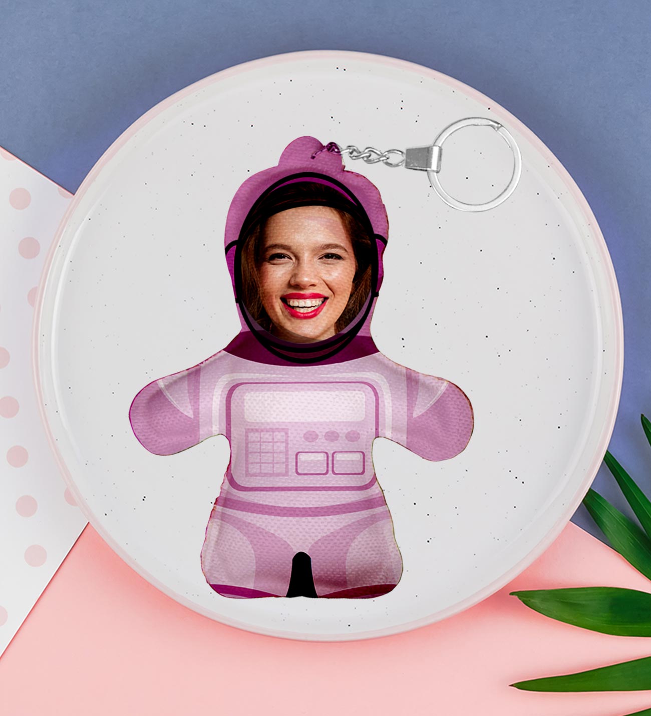 Kişiye Özel Pembe Astronot Anahtarlık