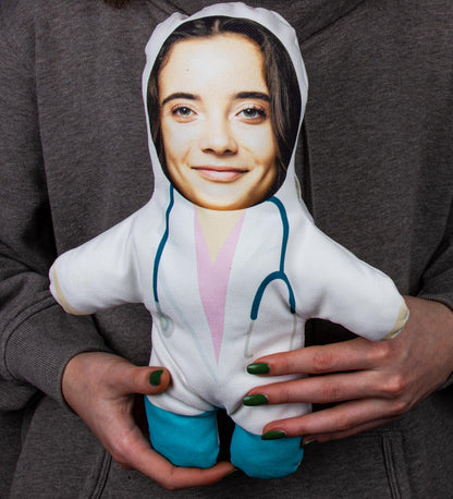 Kişiye Özel Kadın Doktor Peluş Bebek